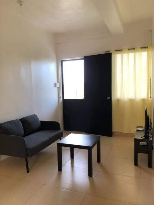 Apartment Cozy 2-bedroom Manoc-Manoc